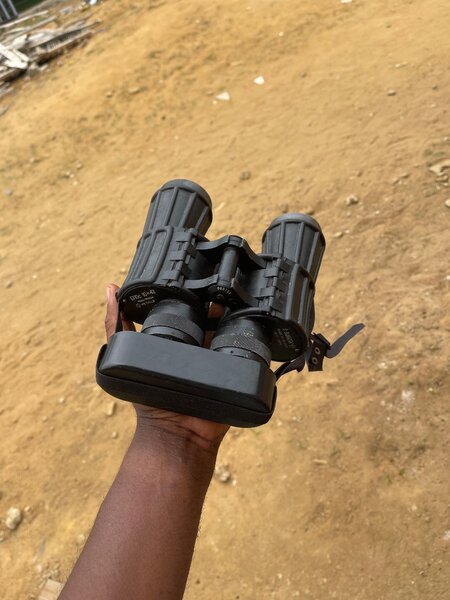 Des jumelle russe 102M/1000m