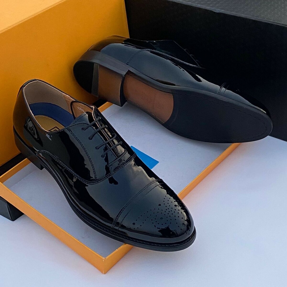 EXECUTIVE SHOES