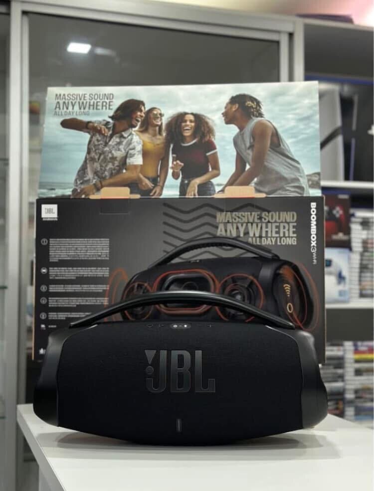 JBL boombox 3