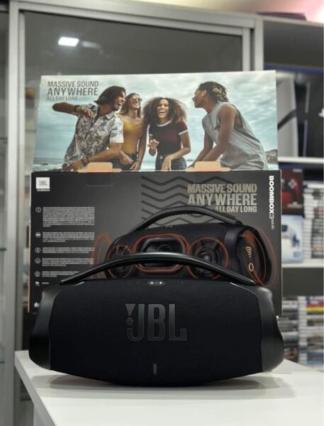 JBL boombox 3