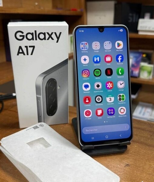 Samsung Galaxy A17 Smartphone