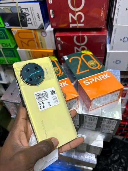 Smartphone Tecno CAMON 40