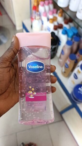 Vaseline Soin Huile Vitaminée B3