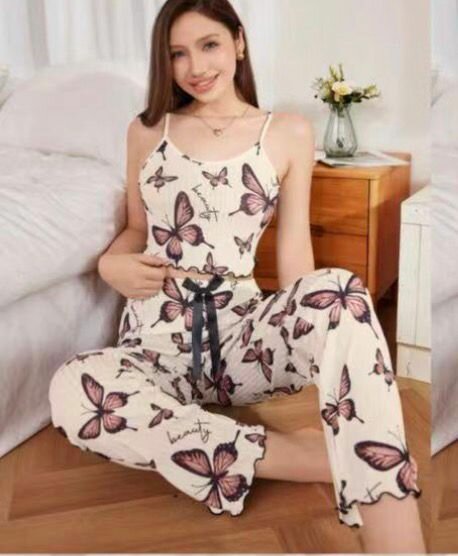 Pyjama imprimé papillons