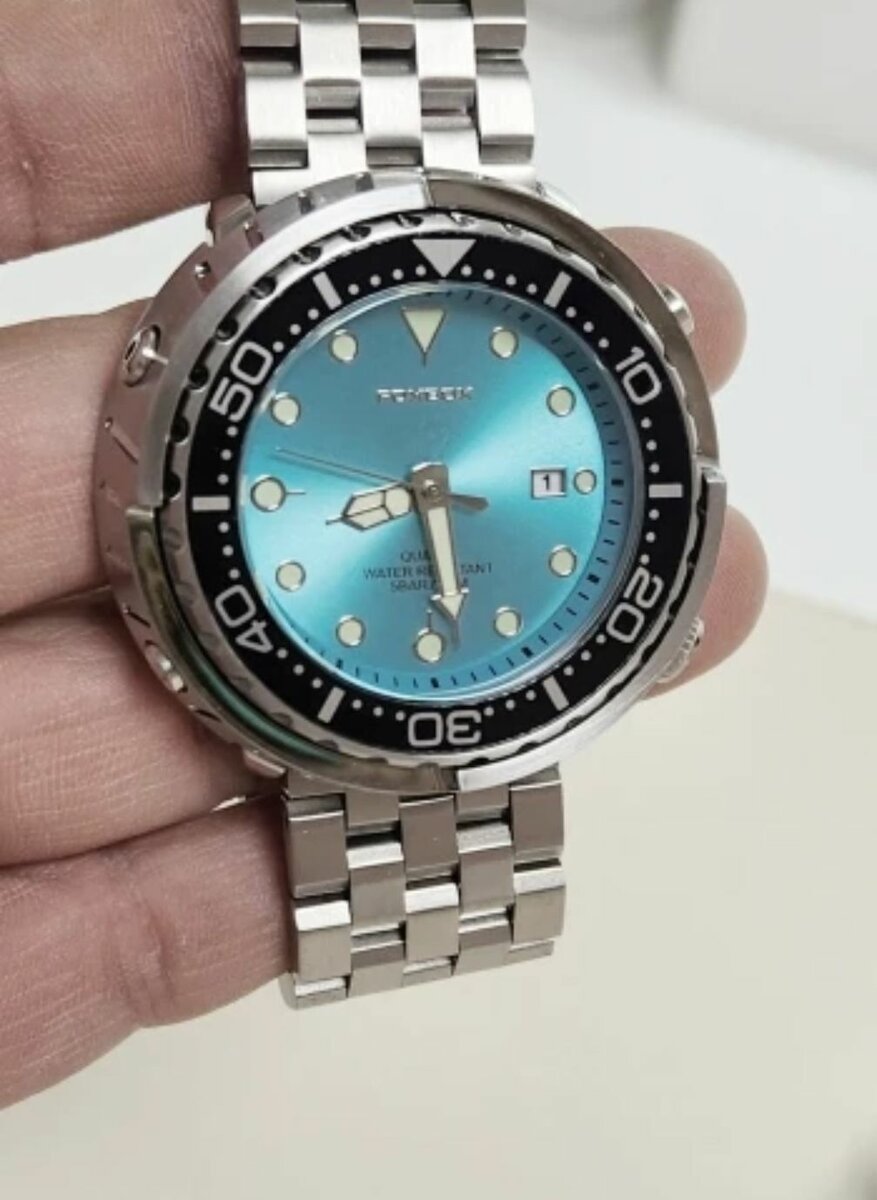 Waterproof foxbox watch