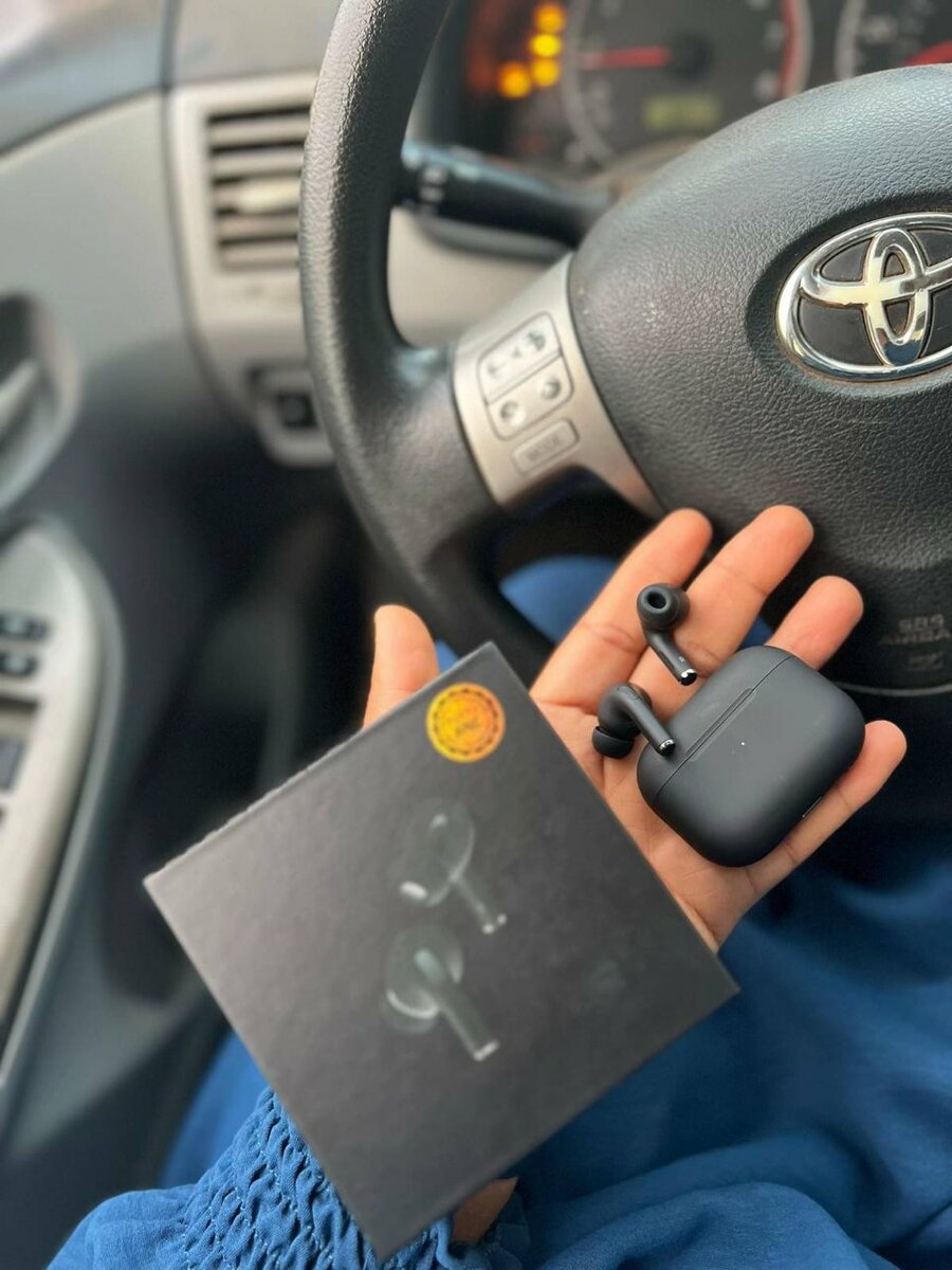 MATTE BLACK AIRPOD PRO  2