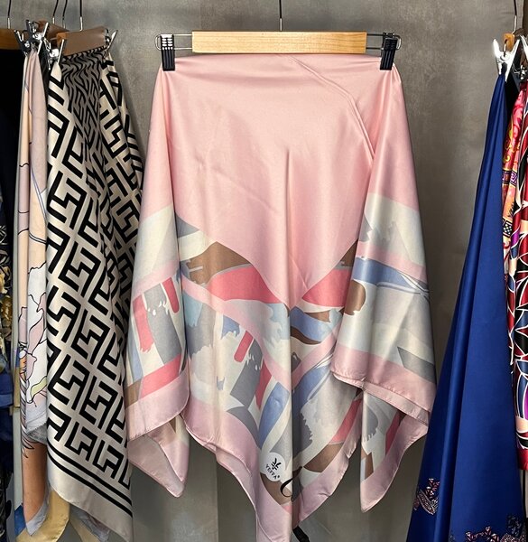 Écharpe en soie élégante