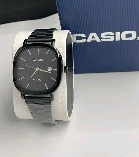 Montre Casio élégante noire