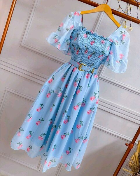 Robe Bohème à Fleurs Élégante