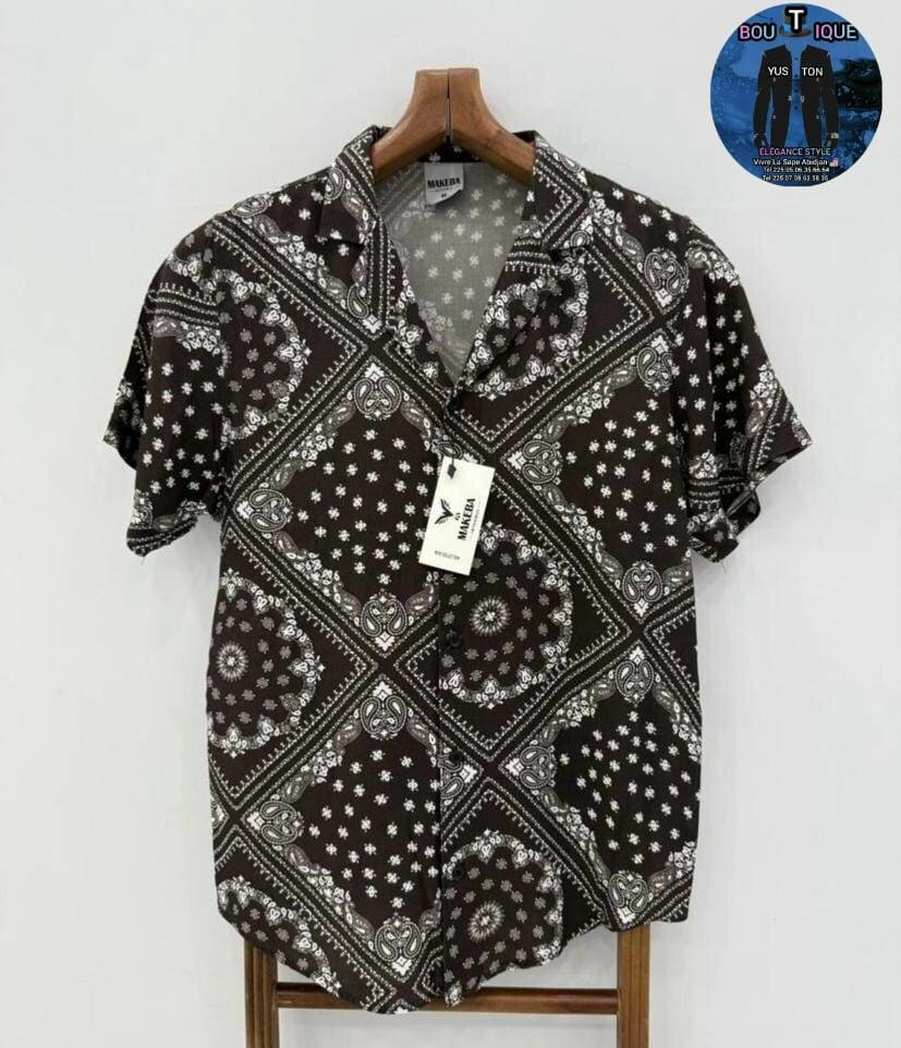 Chemise à motifs tropicaux