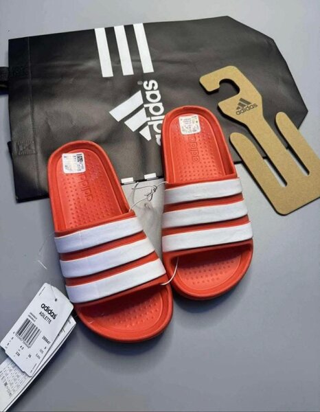 Claquettes Adidas Confort
