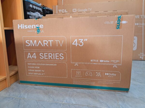 Hisense 43 inches smart tv satellite
