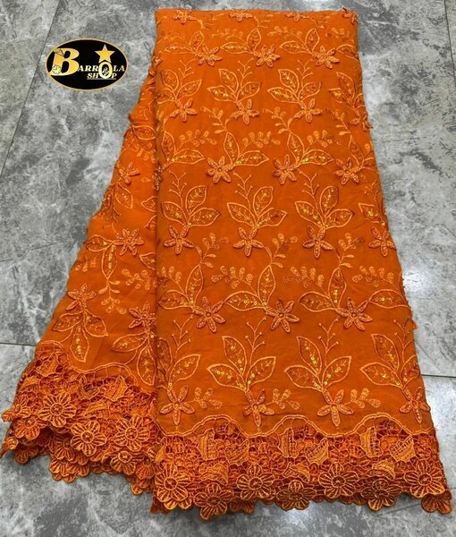 Tissu dentelle floral élégant