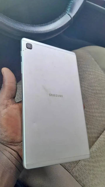 Samsung tab A7lite