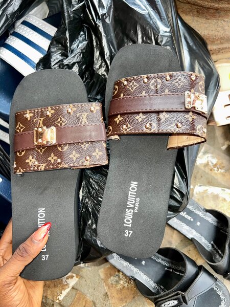 Sandales de luxe en cuir