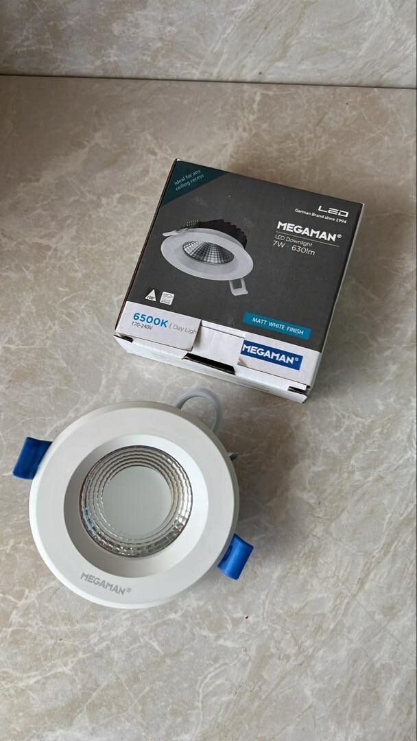 Spot LED encastré MEGAMAN 7W