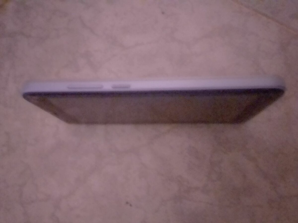 Smartphone Infinix moderne