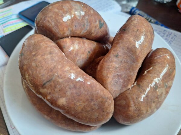 Saucisses de poulet de chair local