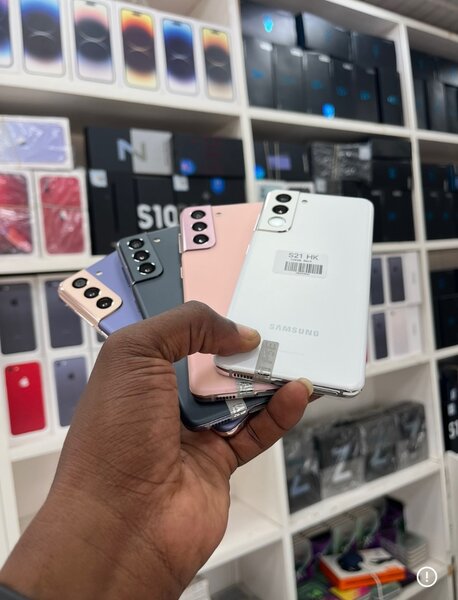 Smartphones Samsung Galaxy S21