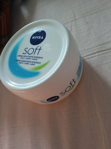 Nivea soft