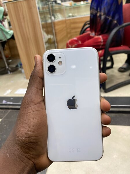 iPhone 11