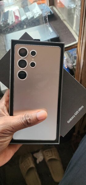 Samsung Galaxy S25 Ultra