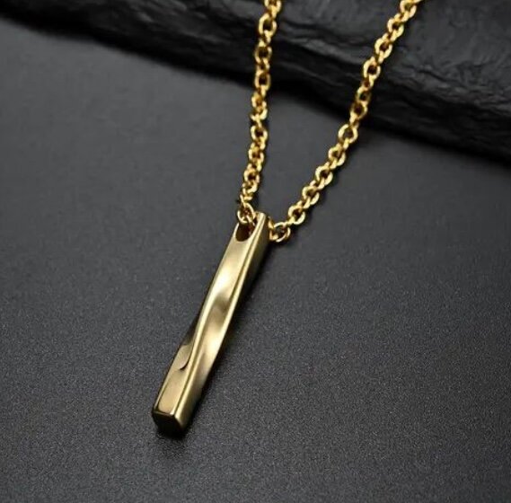 Collier Pendentif Doré Élégant