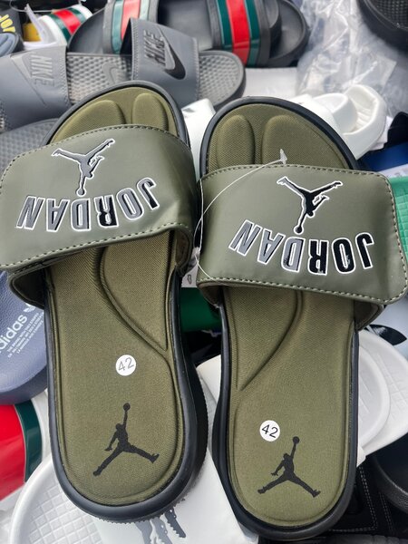 Sandales Jordan vertes homme