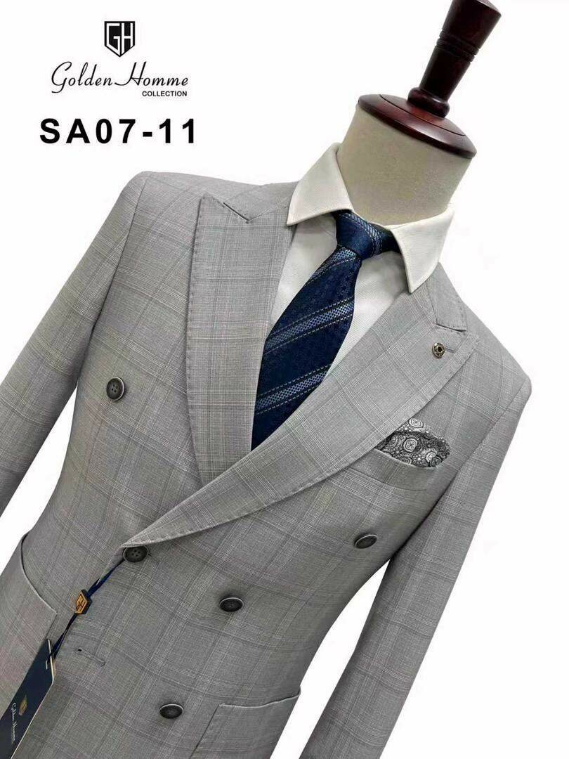 Costume homme élégant