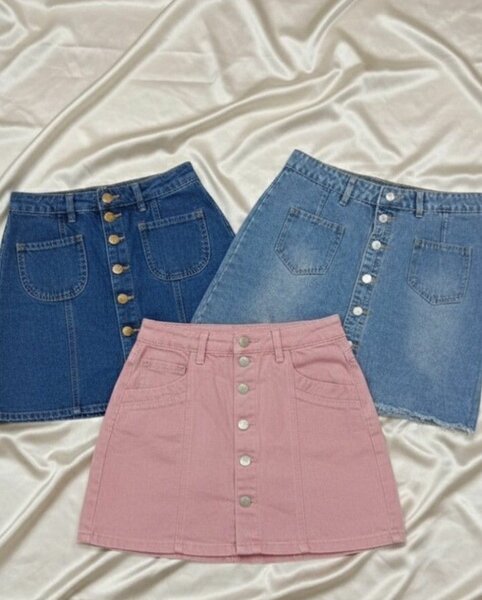 Jupe en jean à boutons