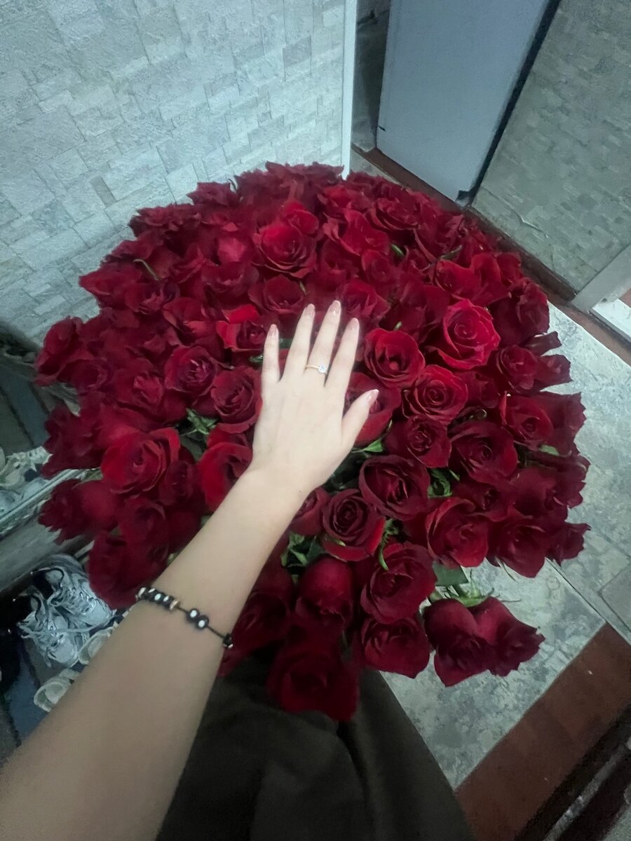 Продаю 101розу, можно поштучно