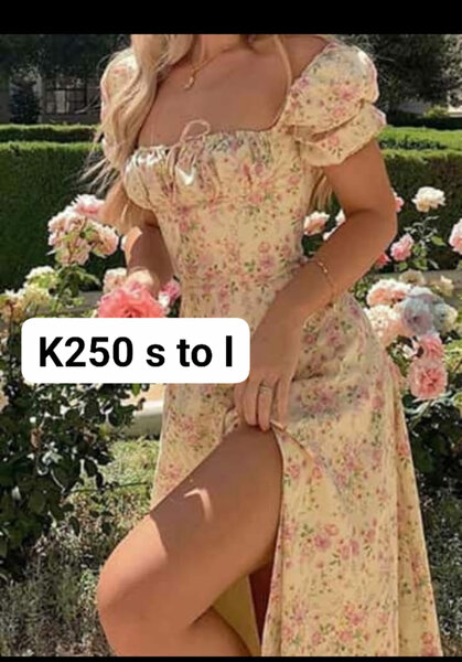 Floral dress. Size s to l