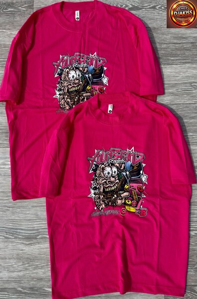 T-shirt rouge graphique