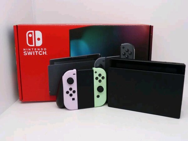 Nintendo Switch Console