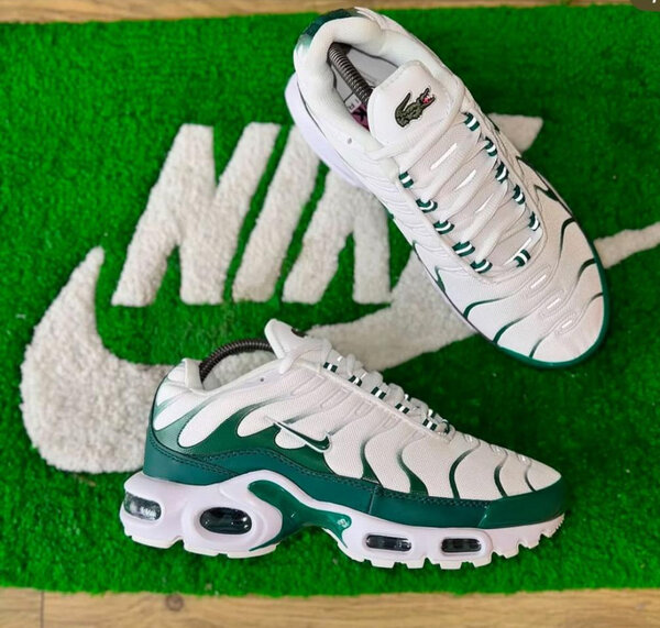 Baskets Nike Air Max Vertes