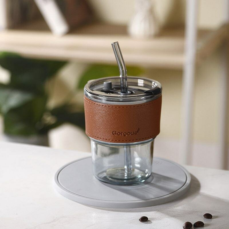 Tasse en verre élégant