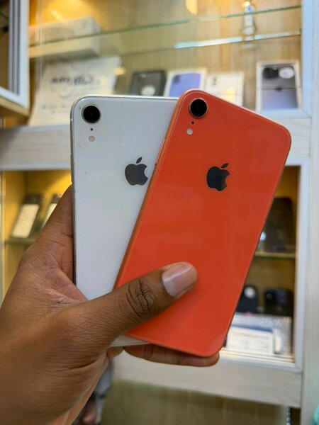 iPhone XR 64 Go sans ID