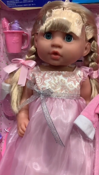 Куклы и аксессуары 