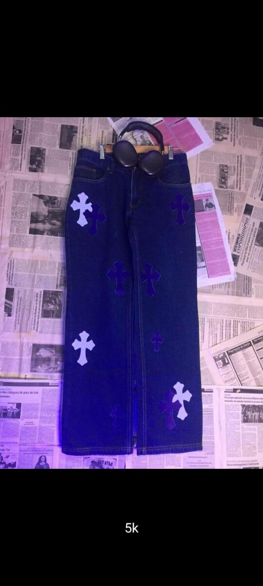 Jeans à motifs croix