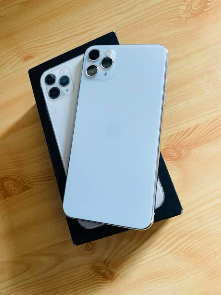 iPhone 12 Pro Max Doré