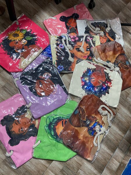 Sacs en toile artistiques colorés