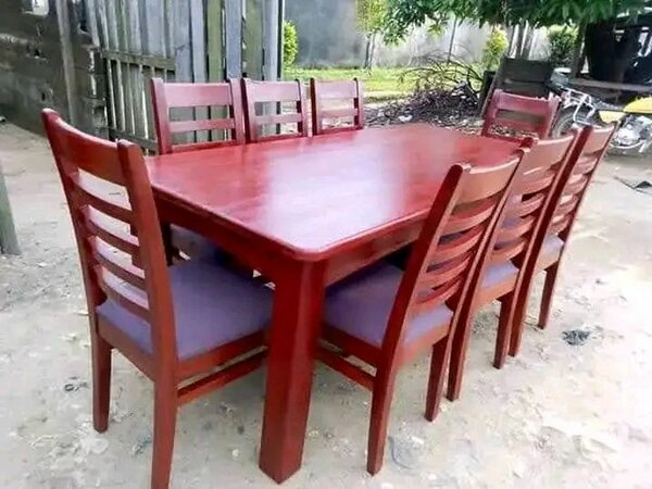 Ensemble table et chaises salle à manger