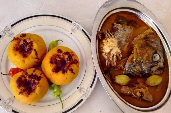 Délicieux plat de fufu poisson