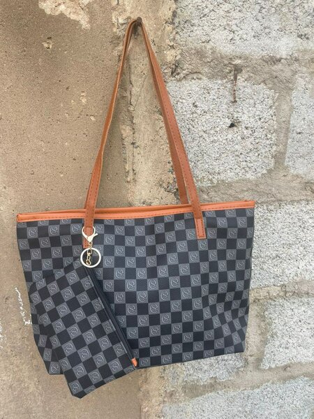 Ladies handbag