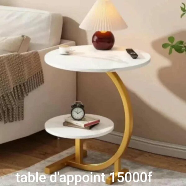 Table d'appoint moderne