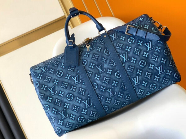 Sac de voyage en cuir bleu