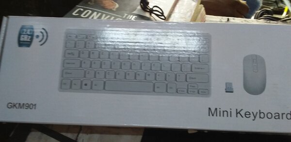 Original keyboard with mouse