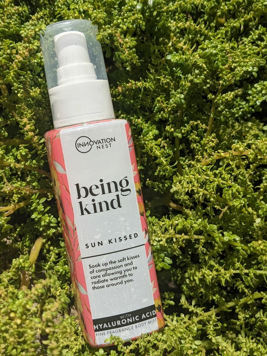 SUN KISSED BODY MIST with HYALURONIC ACID