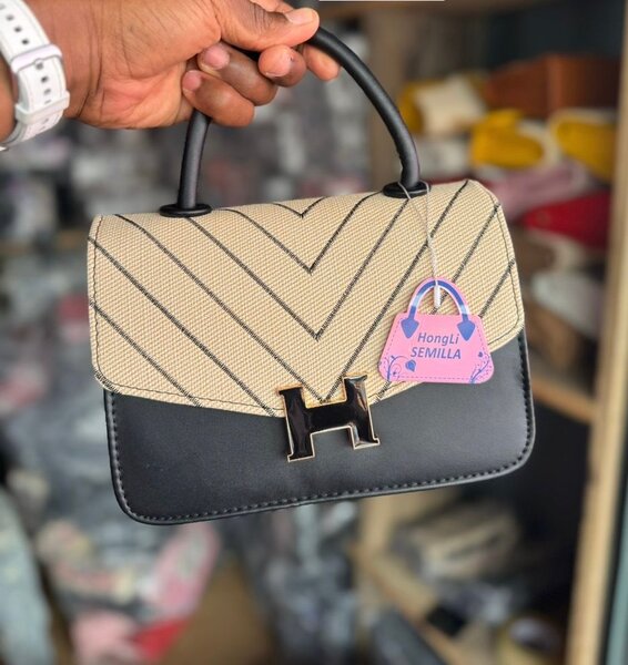 Sac à main élégant femme