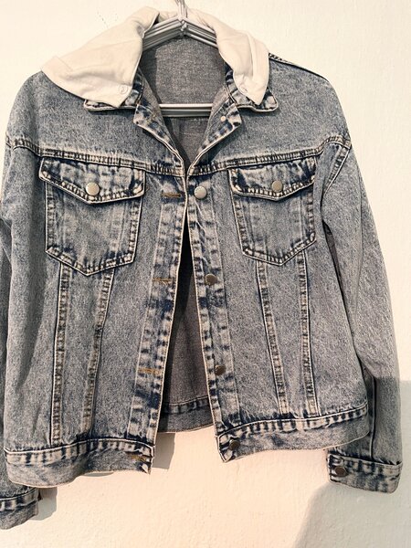 Обсалютно новая